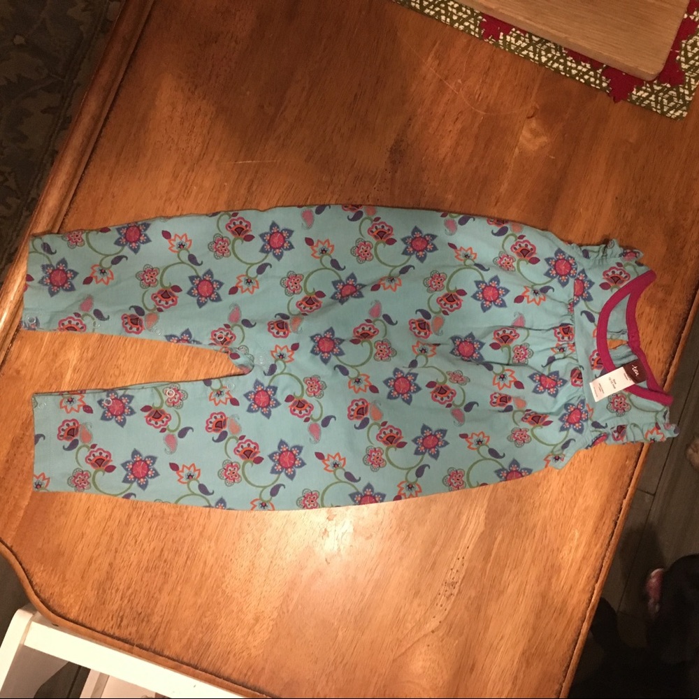 One piece Tea baby girl